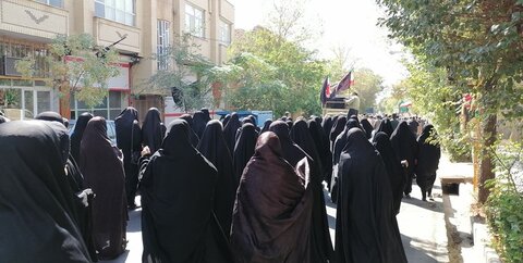 حضور زنان در راهپیمایی اول مهر