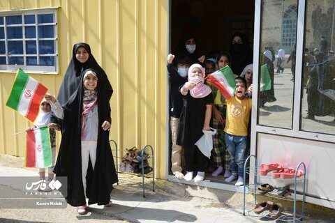 حضور زنان در راهپیمایی اول مهر