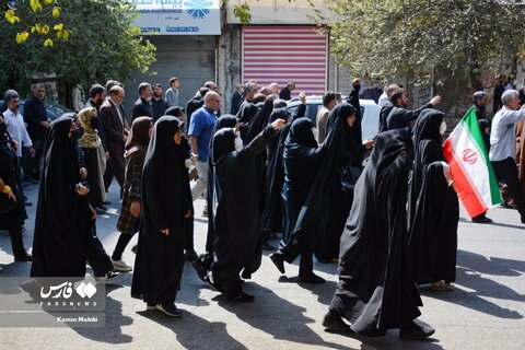 حضور زنان در راهپیمایی اول مهر