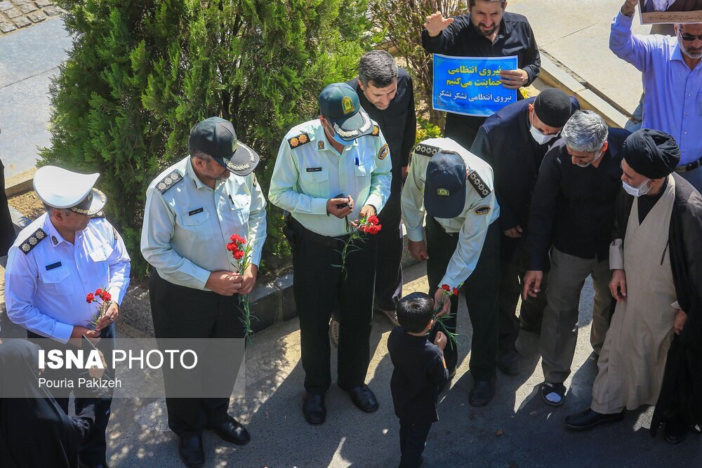 تصاویر | حرکت جالب کودکان و نوجوانان در حاشیه راهپیمایی امروز