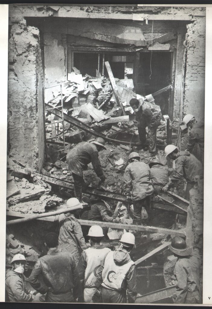 روایت شاهدان عینی از شبی که چهارراه سیروس لرزید | ۷۰شهید و ۵۱مجروح در قلب پایتخت