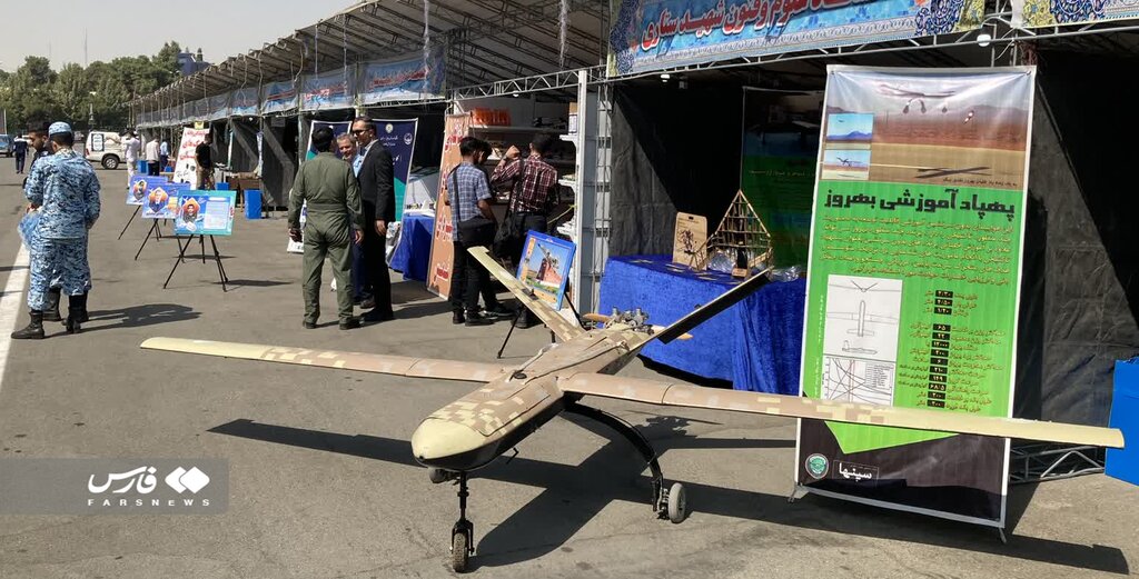 ببینید| نمایش «پهپاد بهروز» نهاجا برای اولینبار | بهروز چه ویژگیهایی دارد؟