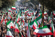 شعارهای راهپیمایان علیه اغتشاشگران؛ آتش به اختیاریم ... | ایران پر از شهیده فتنه جواب نمی‌ده