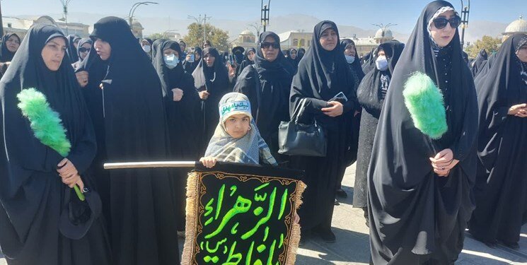 تصاویر | خروش عزاداران نبوی علیه اغتشاشات اخیر | اگر خانم امینی دانشمندی بود که توسط اسرائیل به شهادت رسیده بود این سلبریتی ها باز اعتراض می کردند؟