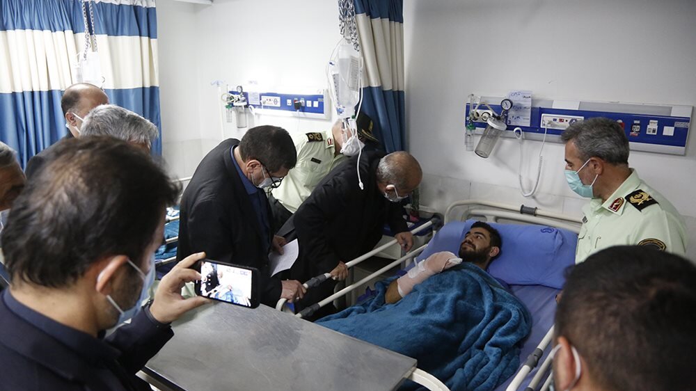 تصاویر عیادت وزیر کشور از نیروهای فراجا | درخواست وحیدی از دستگاه قضا