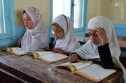 تصاویر کمتر دیده شده از دختران افغان سر کلاس درس