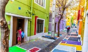 ببینید | گشت‌وگذار در رنگی‌ترین محله پایتخت | محله مورد علاقه سلفی‌بازها