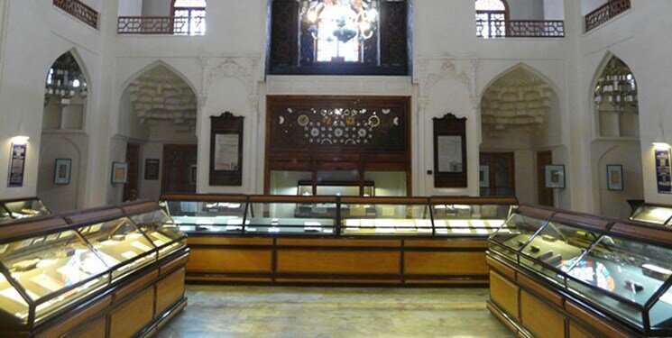 عکس | نمونه دستخط امام رضا (ع) در تبریز | اثری به خط کوفی که بر پوست آهو نوشته شده است