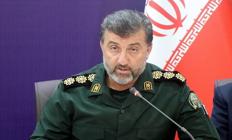 اصلاً و ابداً در حوزه دفاع مقدس منفی بافی را نمیپذیریم | به هیچ وجه تفاوتی بین ناشران قائل نمیشویم | در کار داوران انتخاب کتاب دخالت نمی کنیم