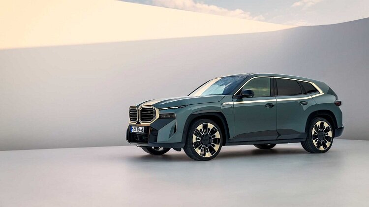 رونمایی از BMW XM | یک شاسیبلند هیجانانگیز