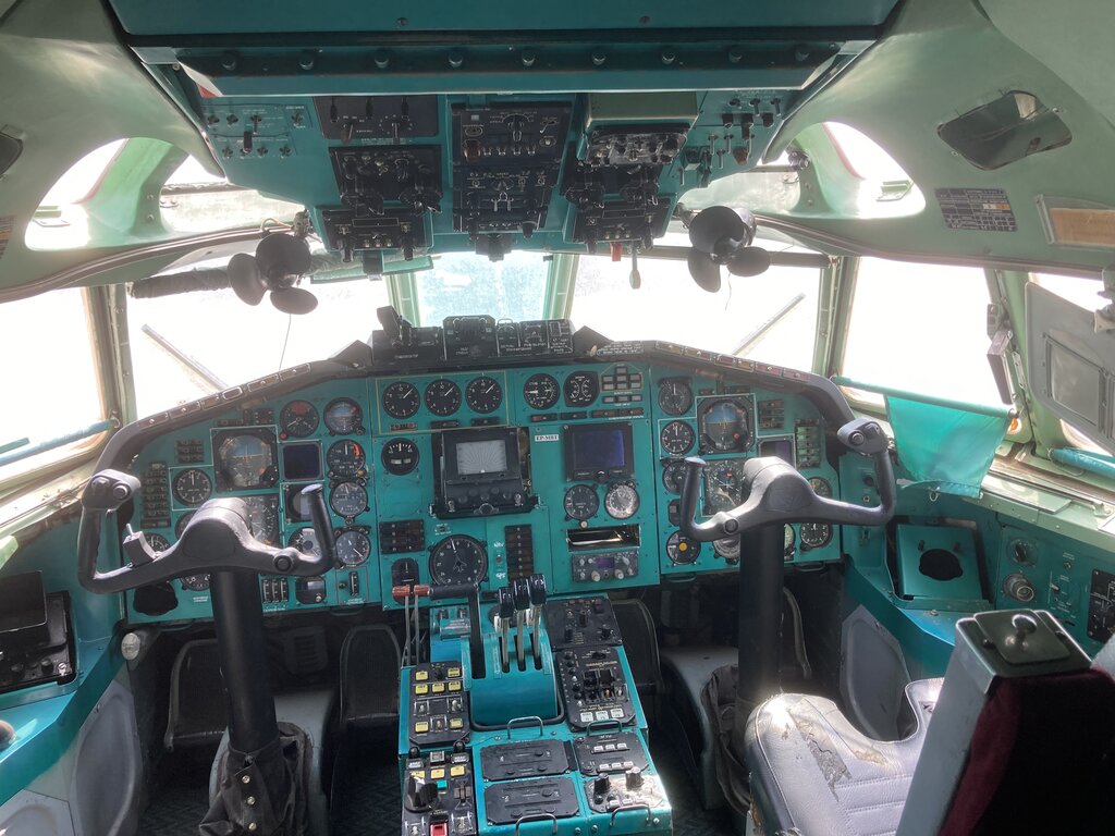 تصاویر | هواپیمای شاه کجاست؟ | قصری کوچک و طلایی در بویینگ727