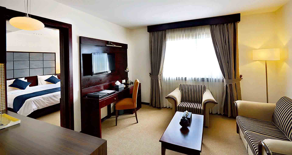 حضور گردشگران خارجی در هتل اطلس مشهد