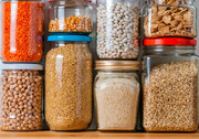 ۶ ترفند ساده برای نگهداری مواد غذایی در یخچال | با این راه‌کارها از کپک زدن خوراکی‌ها جلوگیری کنید