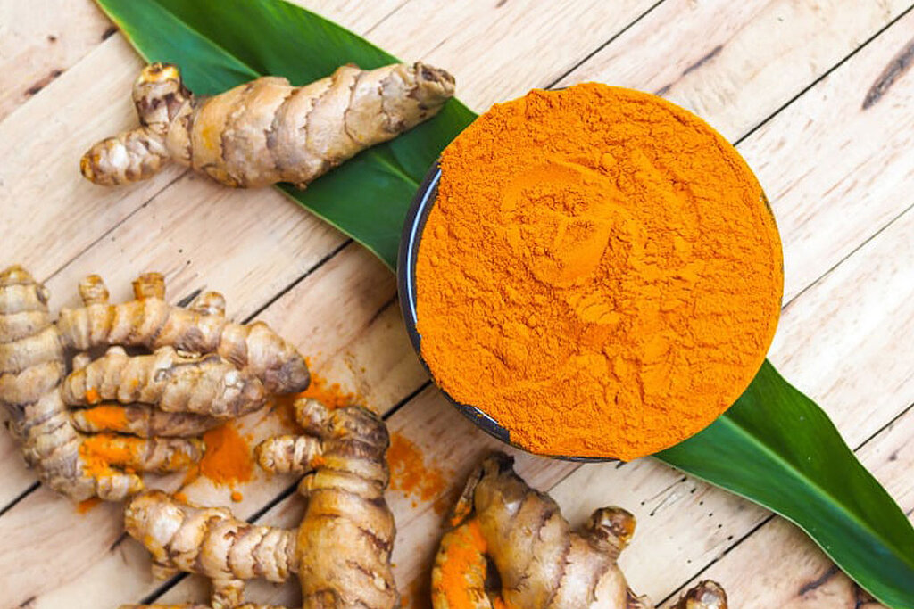 تشخیص زردچوبه اصل و مرغوب با ۳ راه ساده | این آزمایش آسان را انجام دهید