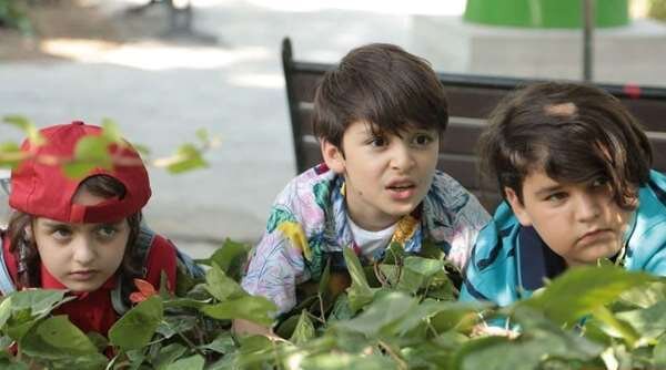 تصاویر نخستین فیلمی که پس از یک ماه اکران می شود | بازی لولایی با عروسکهایی از جنس «مهمونی»