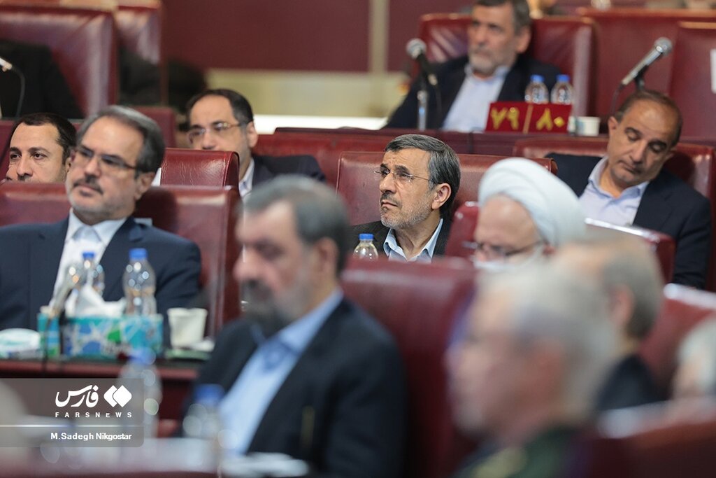 تصاویر خاص احمدی‌نژاد در مراسم افتتاحیه مجمع 