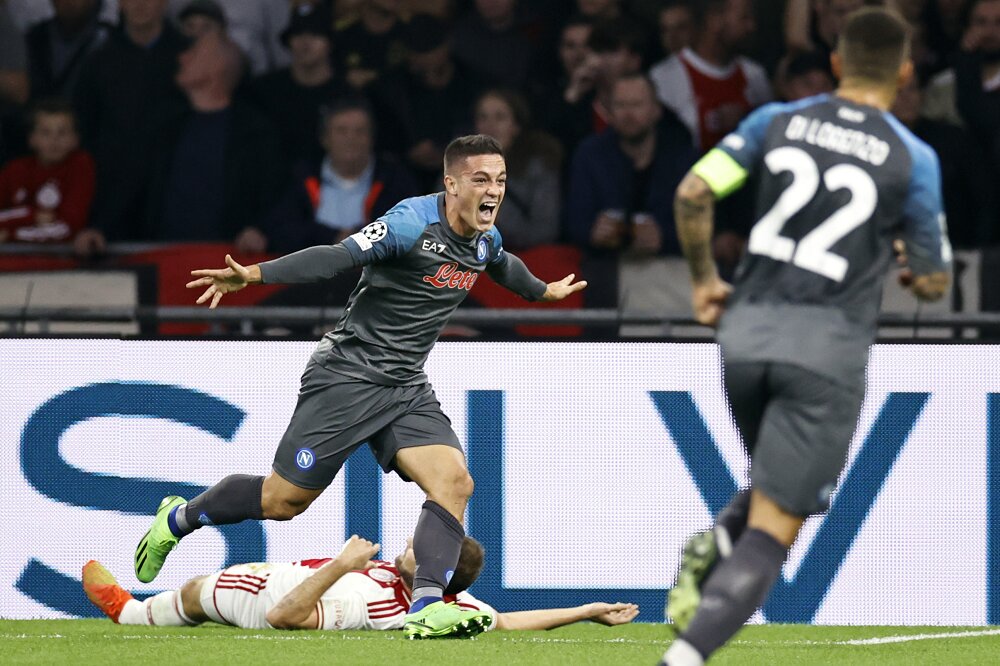 ادامه شگفتیسازی کلوب بروژ در لیگ قهرمانان اروپا | شکست بارسلونا مقابل اینتر | آتشبازی ناپولی و پیروزی لیورپول