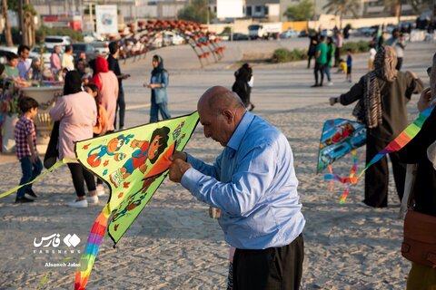 ساحل بادبادکها در بوشهر