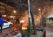 دیروز در اردبیل چه خبر بود؟ | حمله به مهدیه اردبیل ؛ چند مامور پلیس مجروح شدند | مرگ تلخ اسرا پناهی و سرنوشت فراخوان‌های متعدد