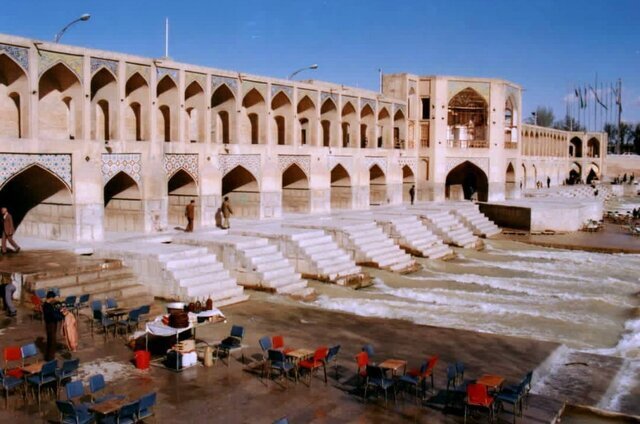 تصاویر | روزهای خوش زاینده رود در دهه ۶۰ | بدون آب زاینده رود میشود خشک رود