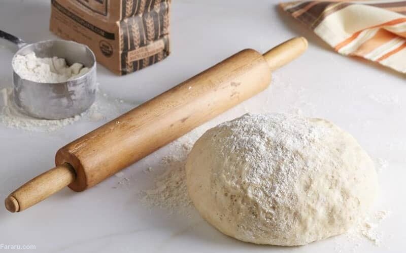 طرز تهیه نان پنیری با سبزی | این نان حجیم را به راحتی در خانه تهیه کنید