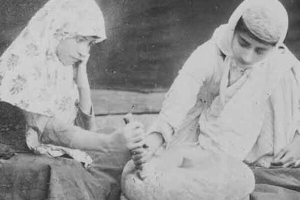 دستور پخت خورش آلوچه در زمان قاجار