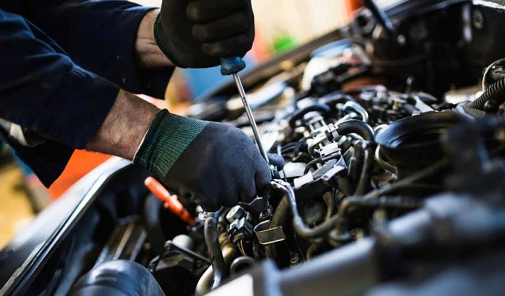 ۸ راه ساده برای تشخیص کارکرد واقعی خودرو دست دوم | مطمئنترین روش برای تشخیص میزان کارکرد خودرو را بدانید