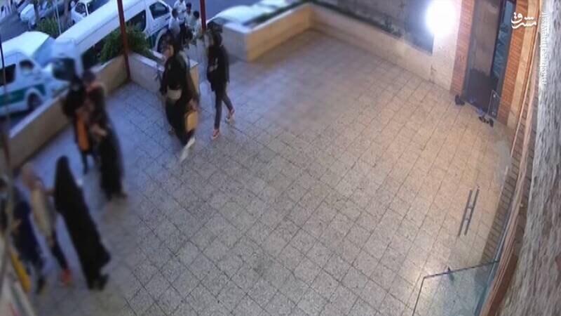 اظهارات مهم وکیل خانواده امینی؛ مهسا دارو مصرف میکرد؟| دستگاه قضا با عوامل انتشار دهنده شایعات برخورد کند | ارتباط یک عضو خانواده با کومله