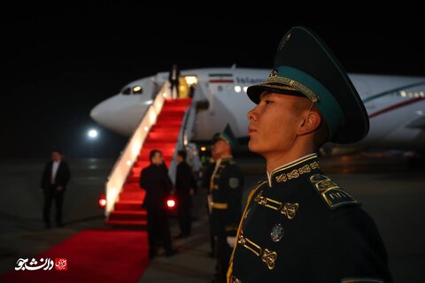 لحظه ورود رئیسی به قزاقستان