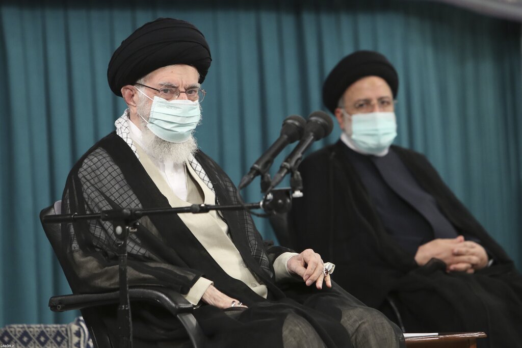 تصاویر حضور رئیسی، قالیباف و اژهای در کنار رهبر انقلاب همزمان با عید بزرگ