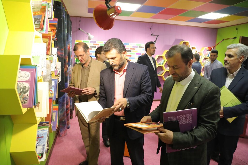 رونمایی از سالن نمایش و کتابخانه کودکان و نوجوانان در غرب تهران