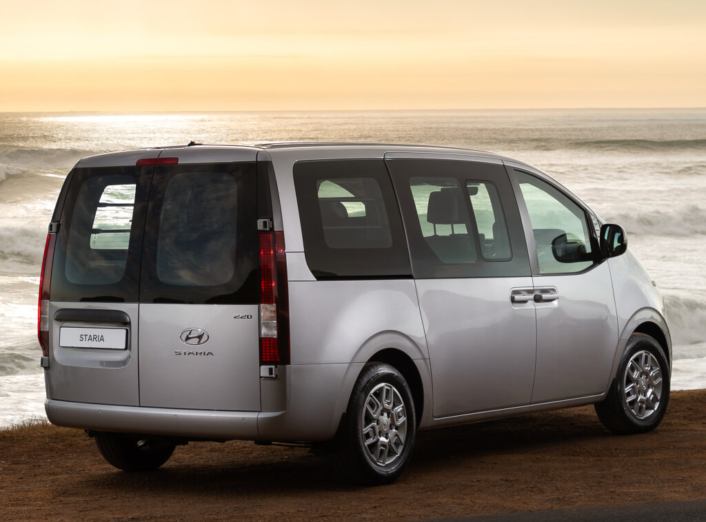 تصاویر | یک خودروی هیوندای دیگر در راه ایران؟ | مشخصات و قیمت هیوندای استاریا