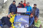 داستان کوهنوردان حامی محیط زیست که قله دماوند را فتح کردند | آبیاری درختان ارتفاعات شمال تهران با روش باستانی
