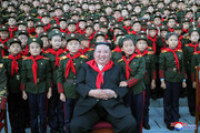 تصاویر لو رفته از داخل مدرسه سربازان در کره شمالی | بازدید کیم جونگ اون از مدرسه سربازان را ببینید