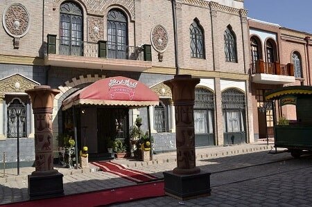 بزرگترین آرامستان سینماهای تهران اینجاست | ١٨ سینمای خاموش در یک خیابان