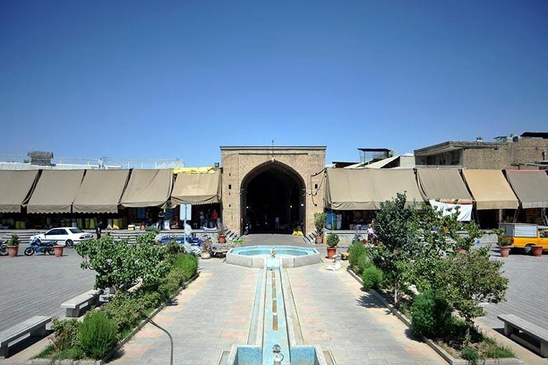 نخستین هتل باشکوه طهران قدیم | انتخاب «میلانی» برای «یکی از ما دونفر» | مسیرهای دسترسی به بزرگترین کاروانسرای تهران