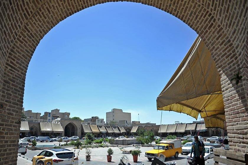 نخستین هتل باشکوه طهران قدیم | انتخاب «میلانی» برای «یکی از ما دونفر» | مسیرهای دسترسی به بزرگترین کاروانسرای تهران