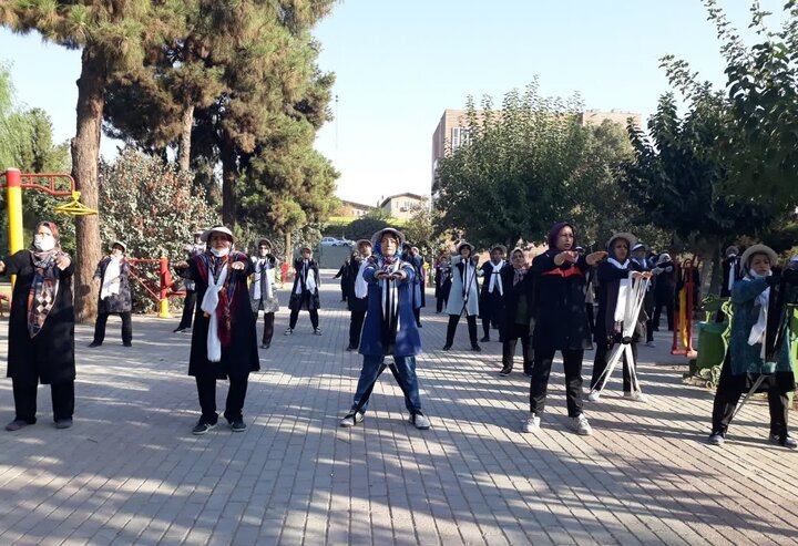 چه خبر از مناطق؟ از نصب تابلوهای پناهگاه امن تا اجرای رویداد «خانه شهر» در بوستان های بانوان