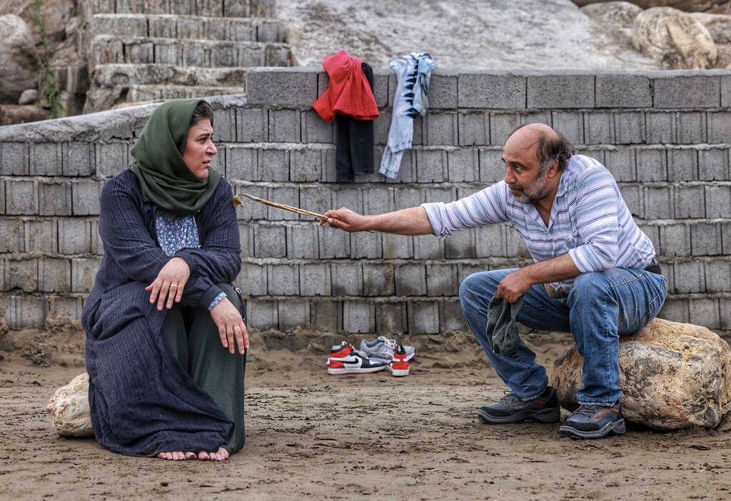 تصاویر | چه خبر از «ویلای ساحلی» رضا عطاران و پژمان جشمیدی