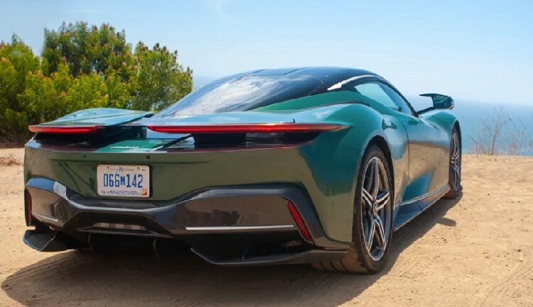 این هیولای برقی لوکس راه نمیرود، پرواز میکند! | تصاویری از ابرخودروی ۷۱ میلیارد تومانی