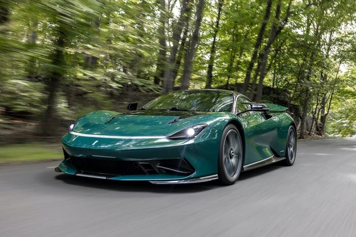 این هیولای برقی لوکس راه نمیرود، پرواز میکند! | تصاویری از ابرخودروی ۷۱ میلیارد تومانی