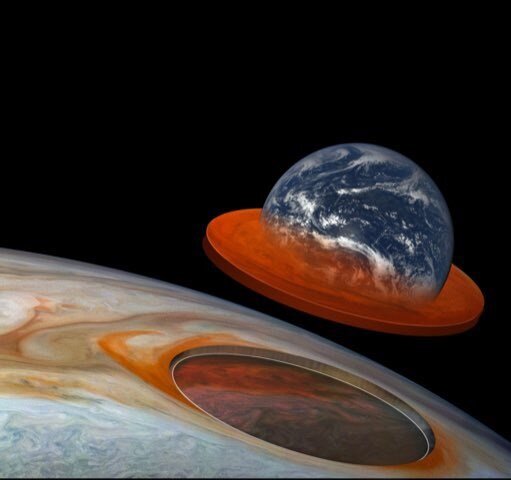 تصویر مقایسه وسعت لکه بزرگ سرخ روی سیاره مشتری با زمین