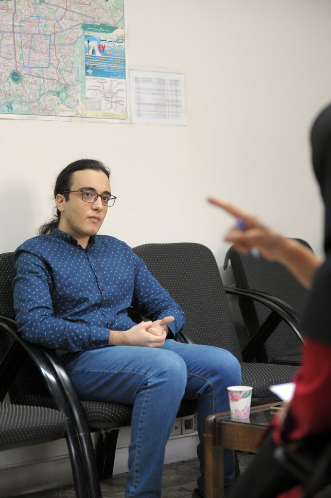 دانشجوی دانشگاه شریف و دارنده مدال طلای المپیاد جهانی نجوم: نخبگان مهاجرت نمیکنند