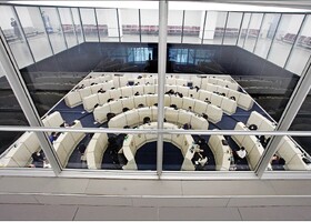 بورس بر مدار صعود ماند؛ افزایش ۵۴ هزار و ۲۵۰ واحدی شاخص کل