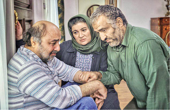 عکس | رضا عطاران در ویلای ساحلی عیاران | مهران مدیری و هدیه تهرانی قرار بود باشند
