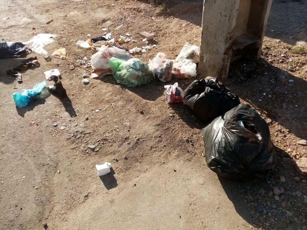معضل سطل زباله در کرمان | این شهر مخزن زباله مکانیزه ندارد