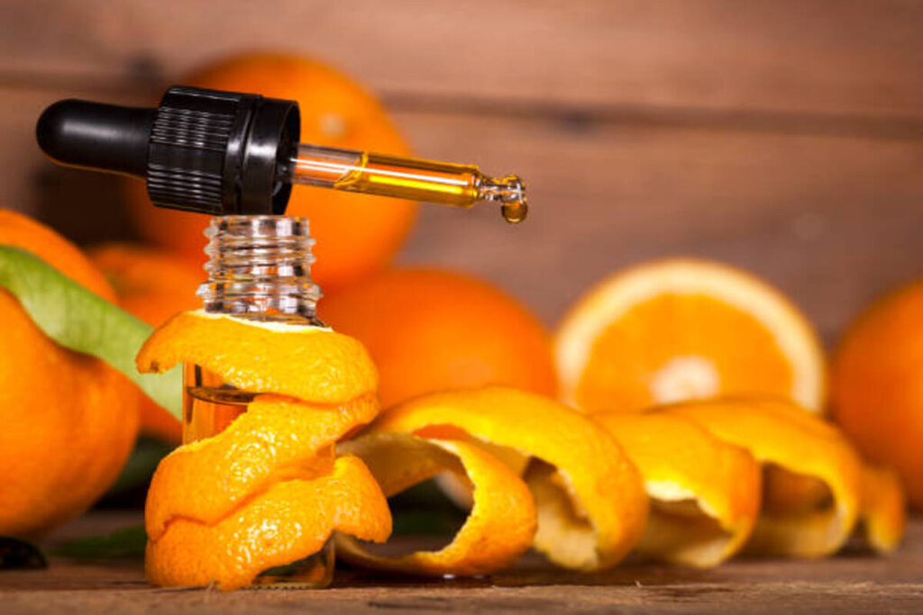 پوست نارنگی را دور نیندازید | ۵ کاربرد جالب پوست مرکبات ؛ از تمیز کردن تا آرایش کردن!