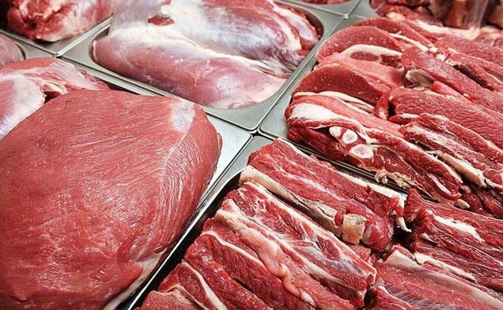 عکس توزیع گوشت‌ آلوده در رستوران‌های یک شهر