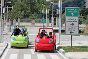 کودکان منطقه۹ بدون گواهینامه، رانندگی می‌کنند!