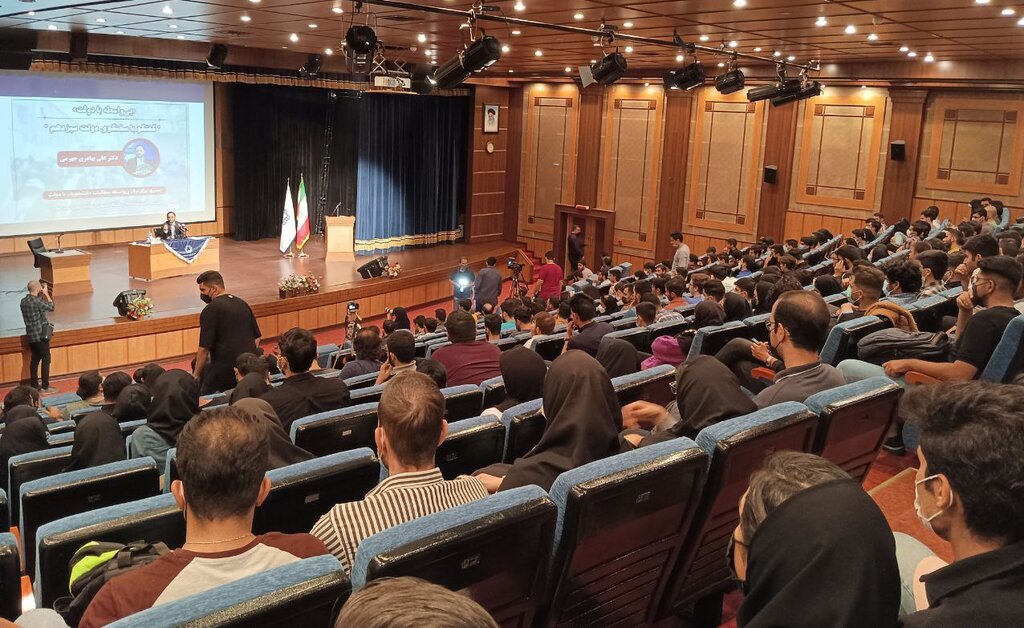ببینید | جنجال در دانشگاه خواجه نصیرالدین طوسی | نشست دانشجویان با سخنگوی دولت چگونه تمام شد؟